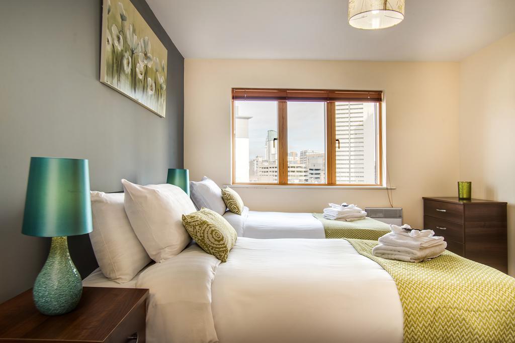 Mica Point City Centre Apartment Birmingham Esterno foto